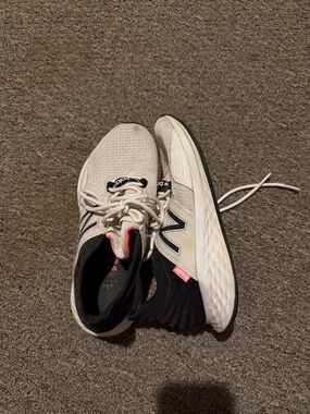 New Balance Cream & Black Athletic Sneakers with Pink Accent